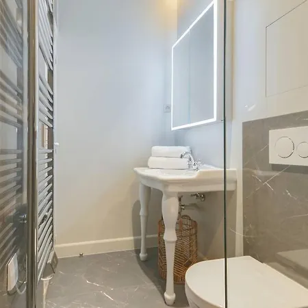 Lovely Flat In Near Notre-dame Parigi