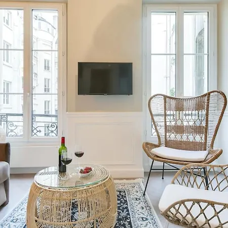 Lovely Flat In Near Notre-dame Appartamento *
